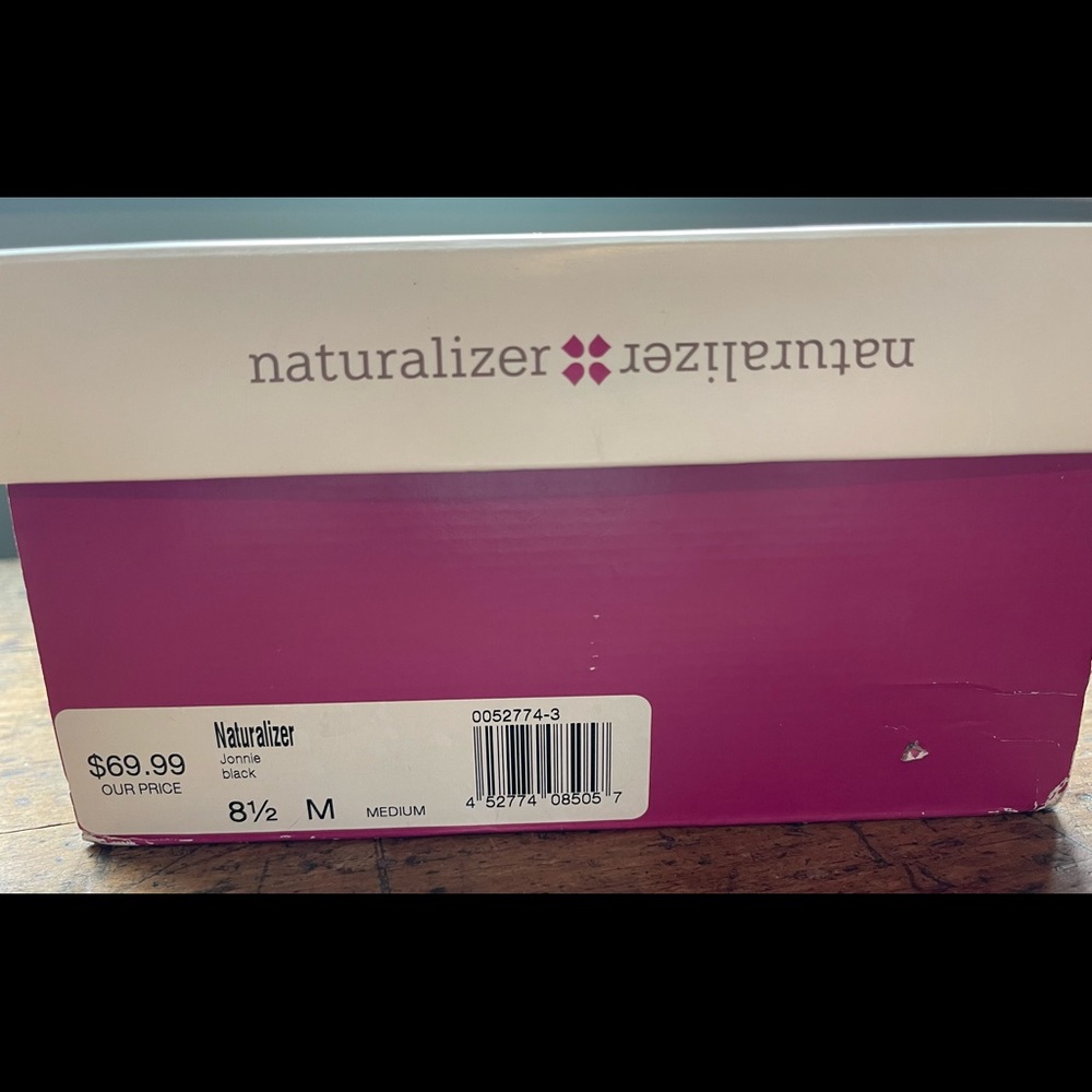 NEW Mary Jane Naturalizer 8 1/2 - Picture 5 of 7